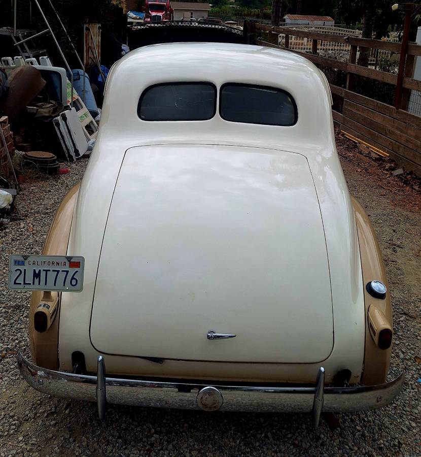 Pontiac-1938-4
