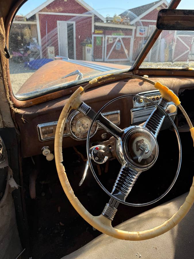 Pontiac-1948-4