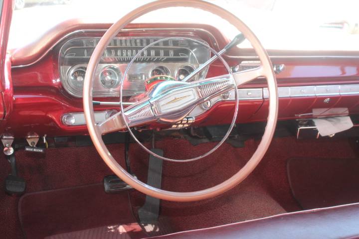 Pontiac-2-dr-ht-1960-14