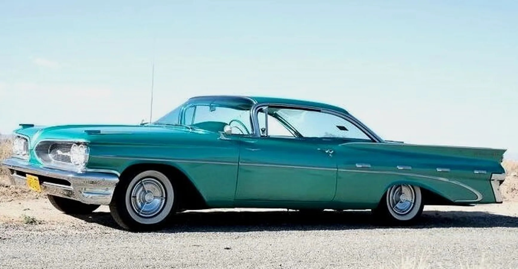 Pontiac-Bonneville-1959-Jade-Mist-Metallic-Tri-Color-Green-11