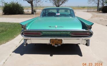 Pontiac-Bonneville-1959-Jade-Mist-Metallic-Tri-Color-Green-3