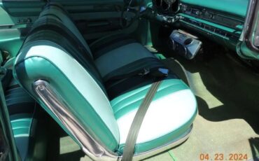 Pontiac-Bonneville-1959-Jade-Mist-Metallic-Tri-Color-Green-9