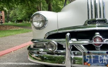 Pontiac-Catalina-1951-White-Blue-14