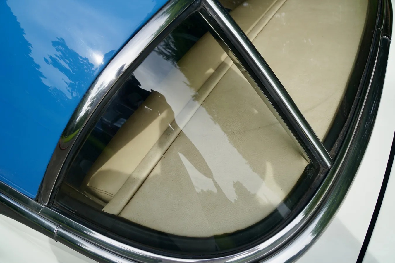 Pontiac-Catalina-1951-White-Blue-3