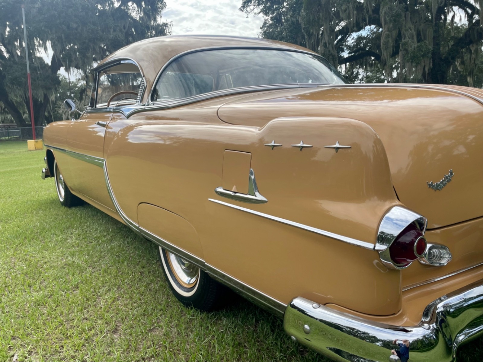 Pontiac-Catalina-1954-Coupe-21