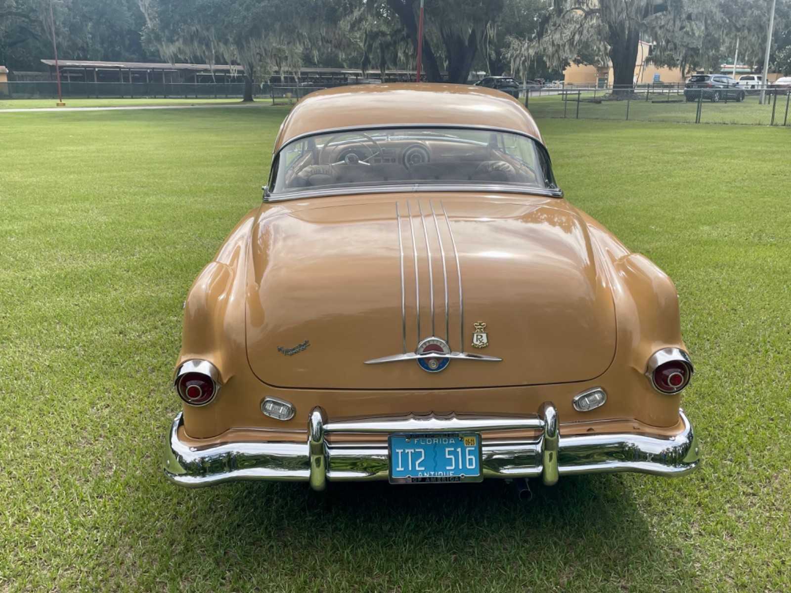 Pontiac-Catalina-1954-Coupe-7