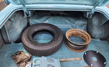 Pontiac-Catalina-1962-Aqua-Blue-Blue-4