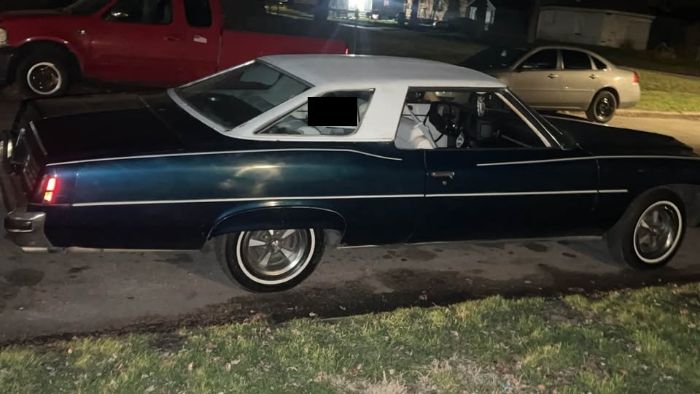 Pontiac-Catalina-1975-BlueWhite-top-White-2