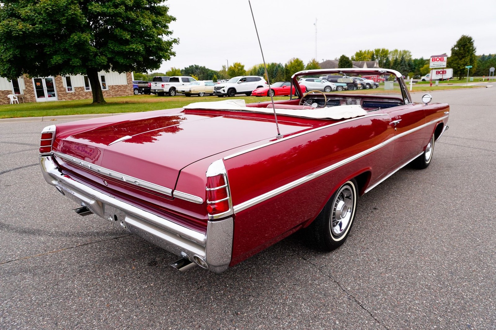 Pontiac-Catalina-Convertible-1963-Convertible-2