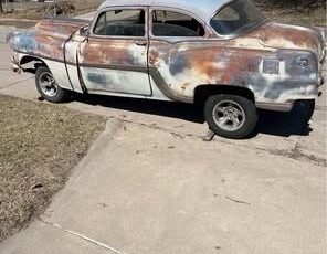 Pontiac-Chieftain-1954-3