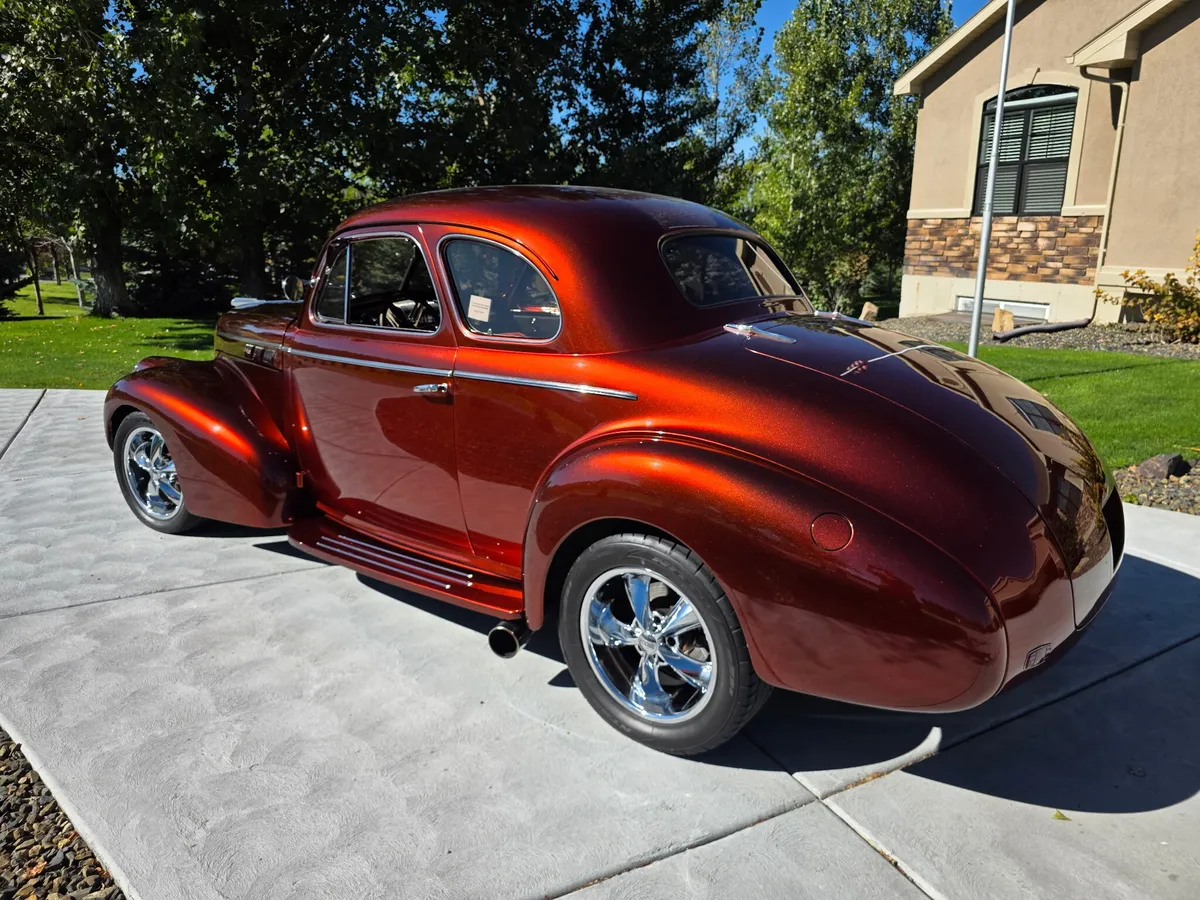 Pontiac-Custom-1940-Burnt-Orange-Orange-11