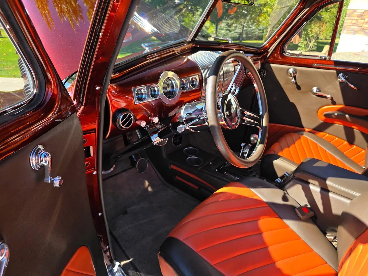 Pontiac-Custom-1940-Burnt-Orange-Orange-12