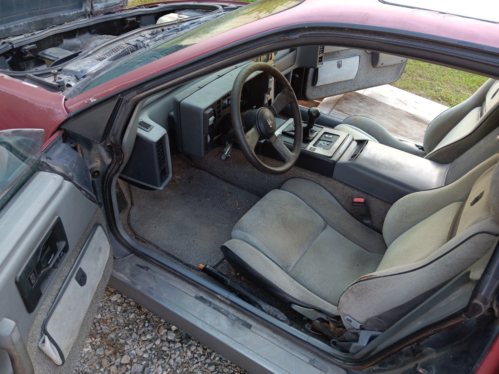 Pontiac-Fiero-1987-Coupe-10