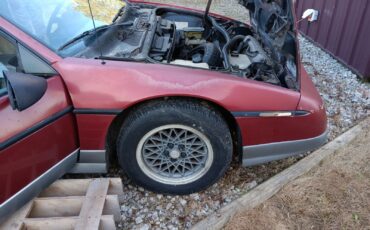 Pontiac-Fiero-1987-Coupe-2