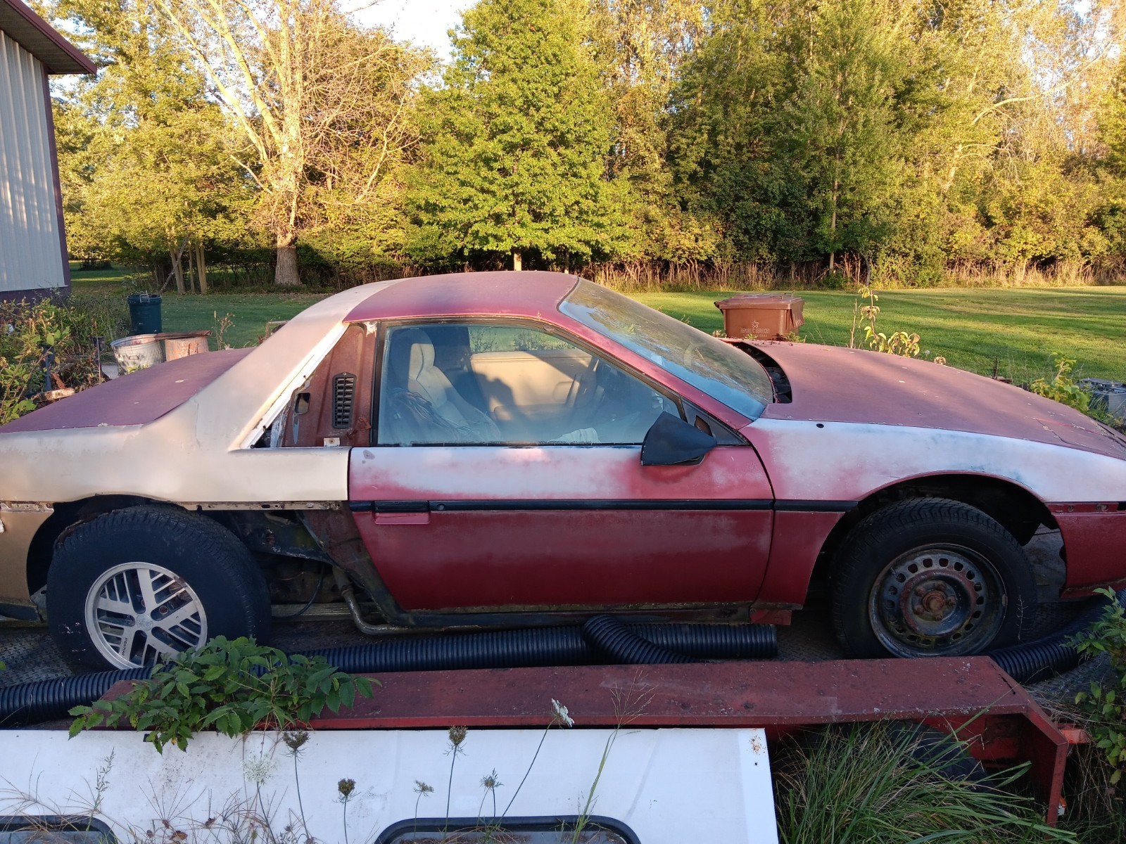 Pontiac-Fiero-1987-Coupe-2