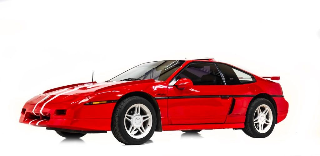 Pontiac-Fiero-1988-Coupe-5