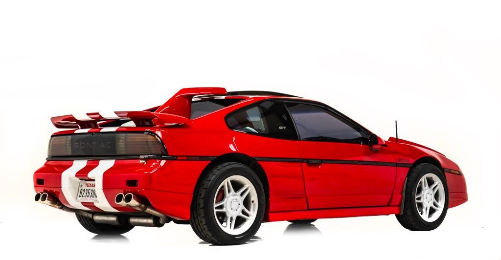 Pontiac-Fiero-1988-Coupe-6