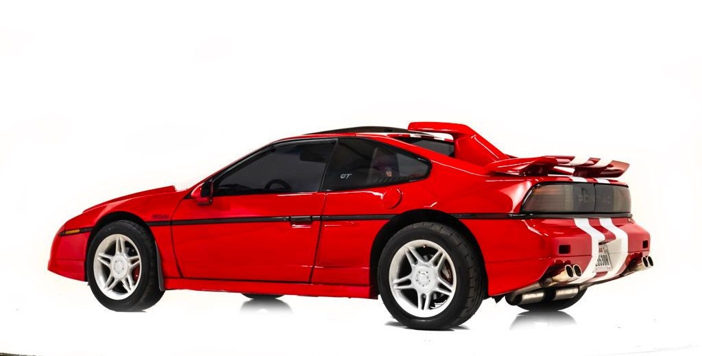 Pontiac-Fiero-1988-Coupe-7