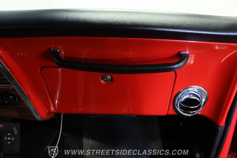 Pontiac-Firebird-1967-Red-Black-11