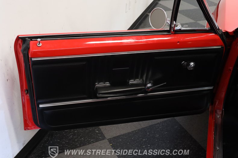 Pontiac-Firebird-1967-Red-Black-37