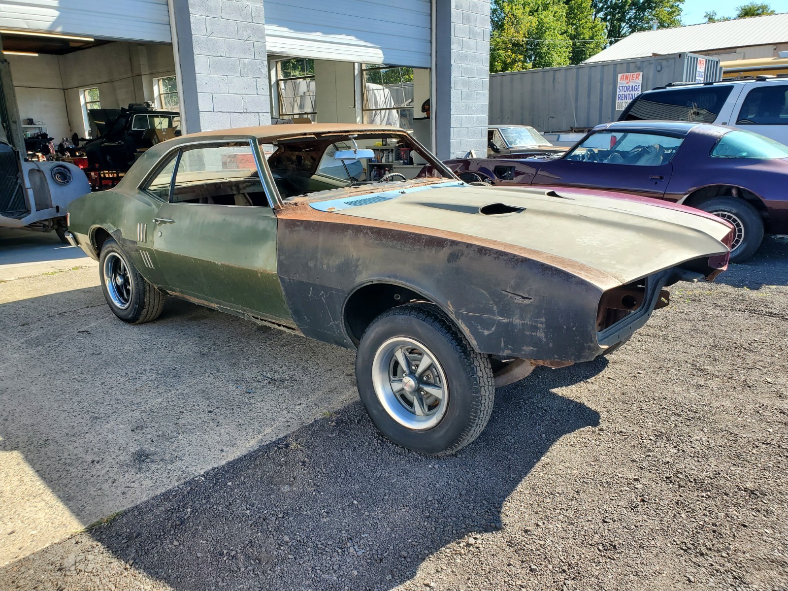 Pontiac-Firebird-1968-Coupe-29
