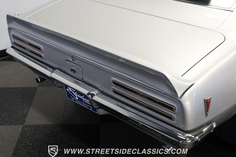 Pontiac-Firebird-1968-Silver-Black-22