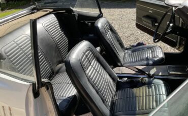 Pontiac-Firebird-1968-White-Black-2