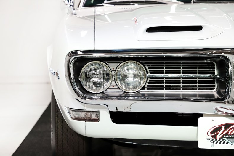 Pontiac-Firebird-1968-White-Red-Deluxe-12