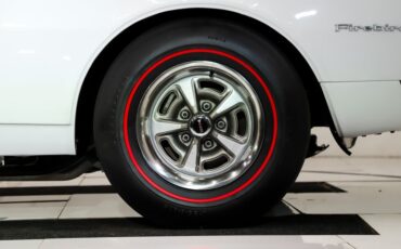 Pontiac-Firebird-1968-White-Red-Deluxe-16