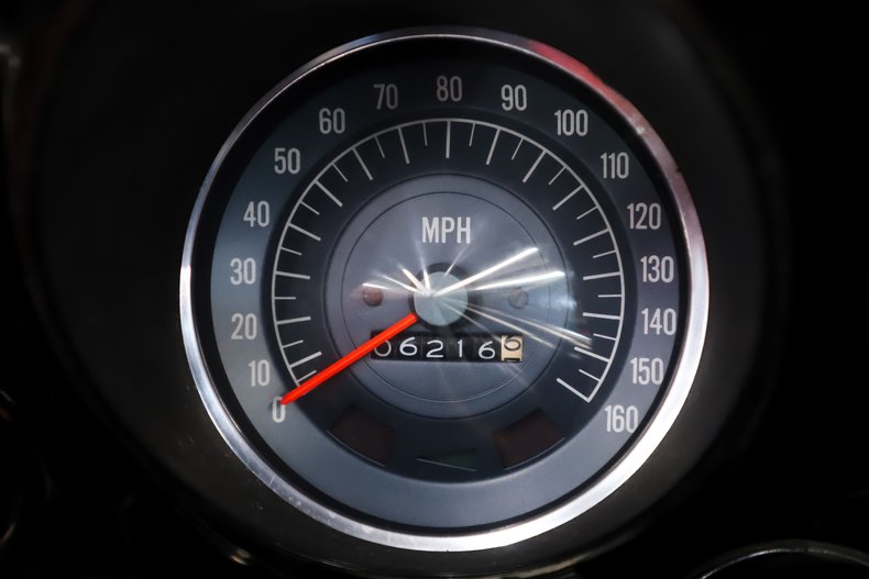 Pontiac-Firebird-1968-White-Red-Deluxe-20