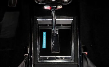 Pontiac-Firebird-1968-White-Red-Deluxe-21