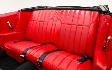 Pontiac-Firebird-1968-White-Red-Deluxe-29