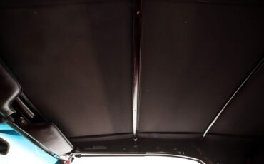 Pontiac-Firebird-1968-White-Red-Deluxe-3