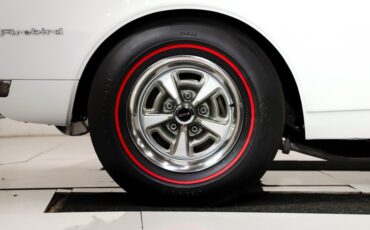 Pontiac-Firebird-1968-White-Red-Deluxe-4