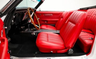 Pontiac-Firebird-1968-White-Red-Deluxe-45