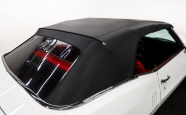 Pontiac-Firebird-1968-White-Red-Deluxe-49