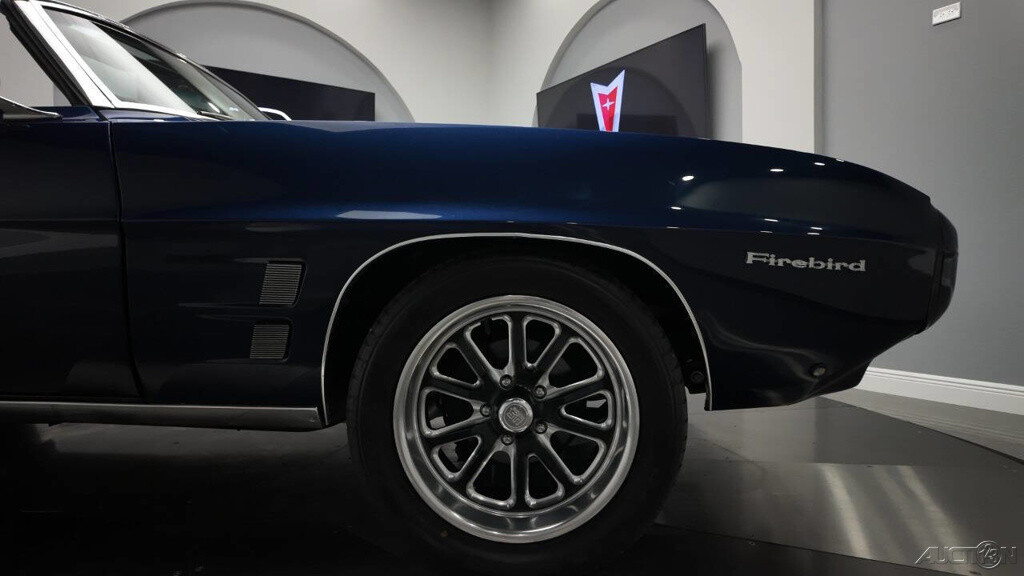 Pontiac-Firebird-1969-13