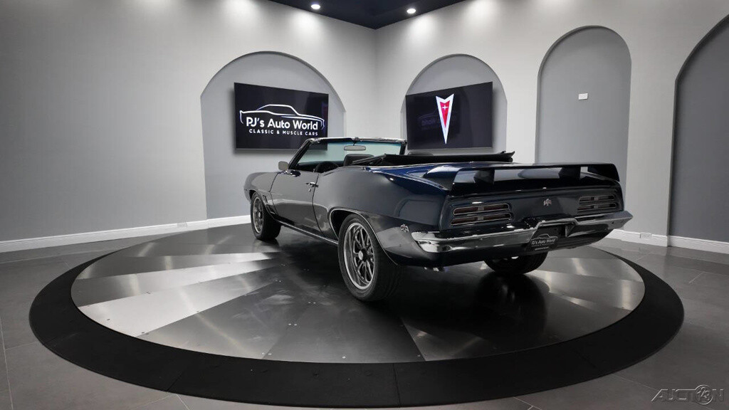 Pontiac-Firebird-1969-3