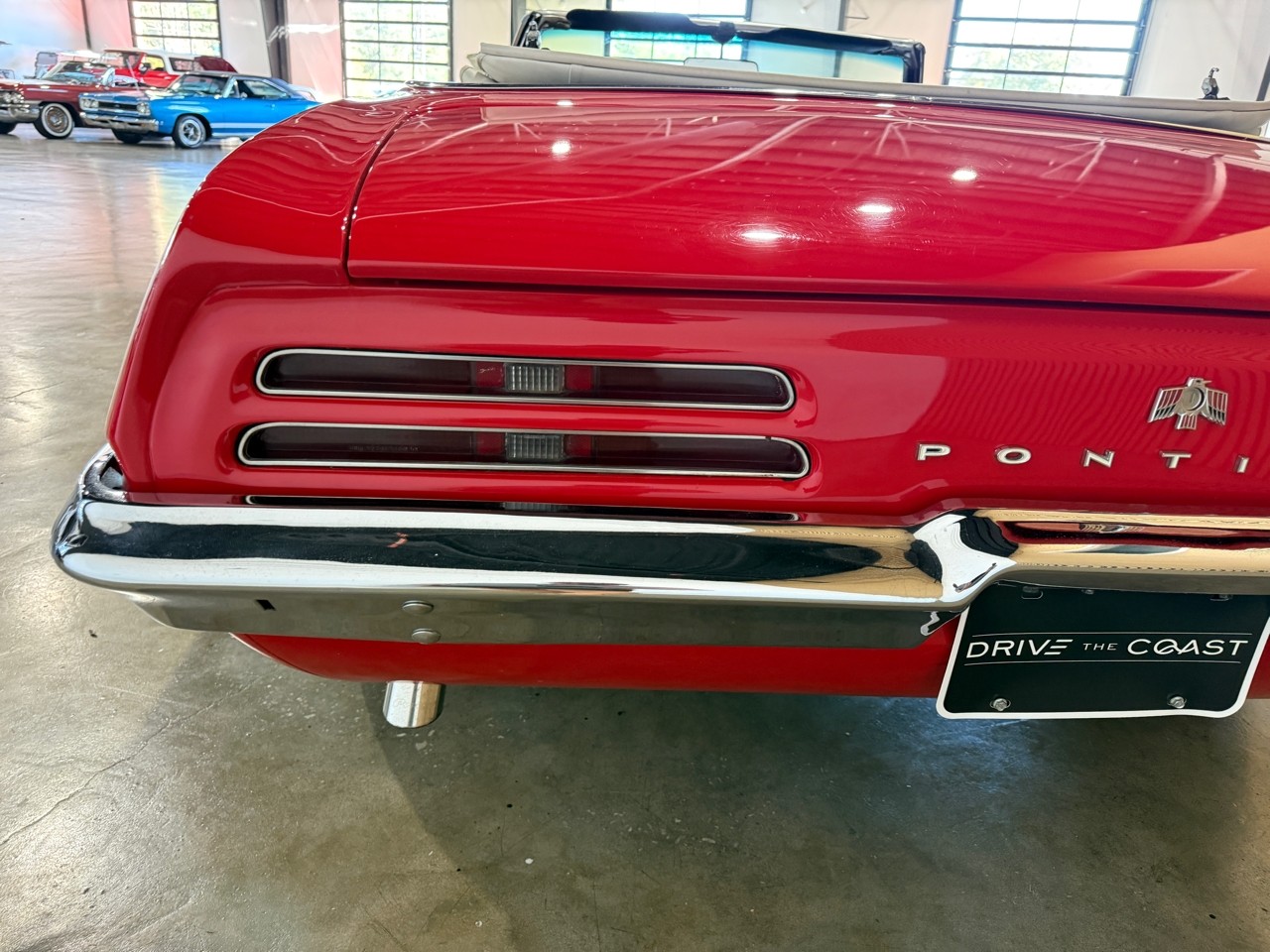 Pontiac-Firebird-1969-Classic-Car-32