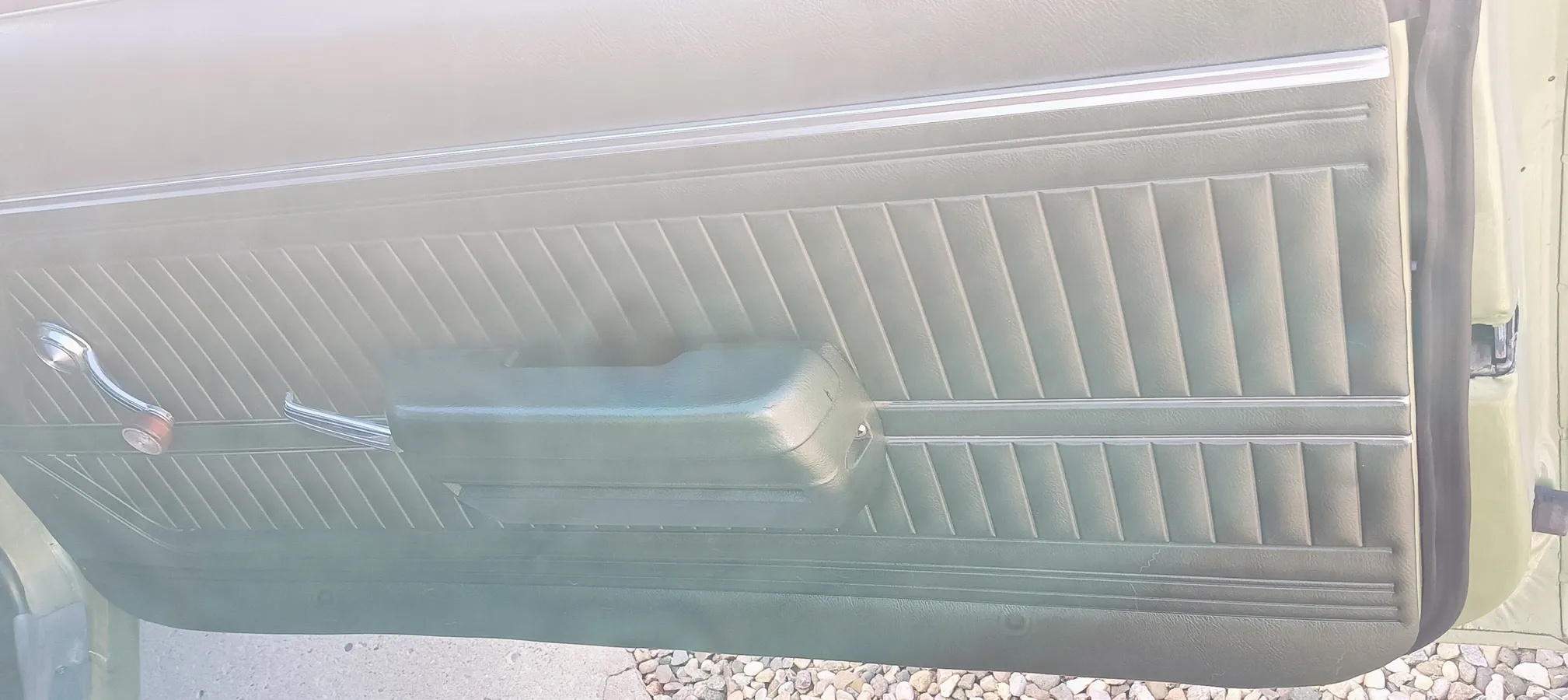 Pontiac-Firebird-1969-Limelight-Green-Green-17