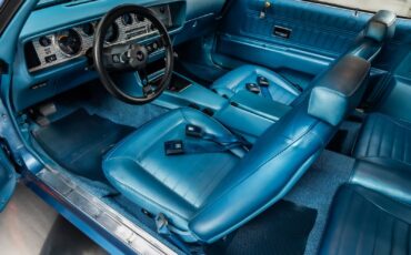Pontiac-Firebird-1970-Coupe-2