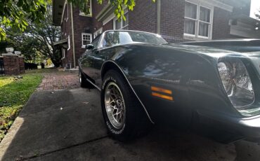 Pontiac-Firebird-1975-Coupe-16