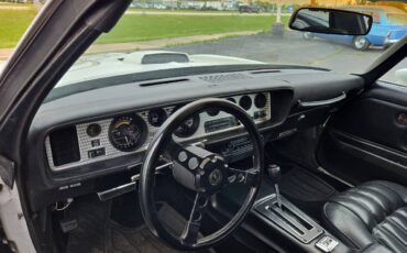 Pontiac-Firebird-1976-Coupe-12