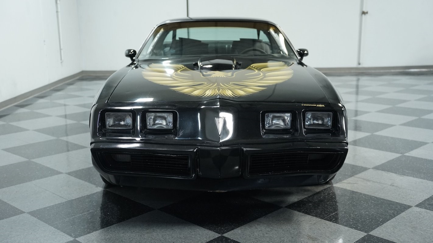 Pontiac-Firebird-1979-Coupe-15