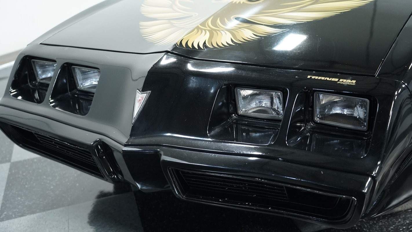 Pontiac-Firebird-1979-Coupe-17
