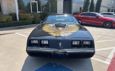 Pontiac-Firebird-1979-Coupe-2
