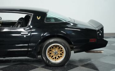 Pontiac-Firebird-1979-Coupe-22