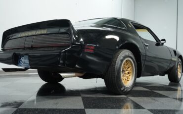 Pontiac-Firebird-1979-Coupe-24