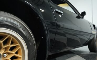 Pontiac-Firebird-1979-Coupe-25