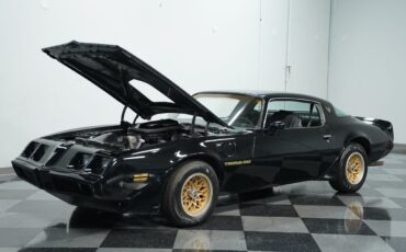 Pontiac-Firebird-1979-Coupe-28